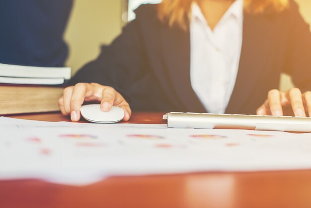 Jakie są najważniejsze zmiany w prawie pracy, które księgowi i kadrowi powinni znać?